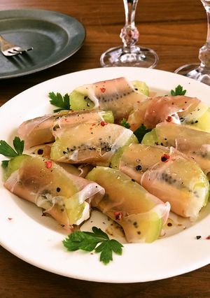 キウイとクリームチーズの生ハム巻き-レシピのメイン写真