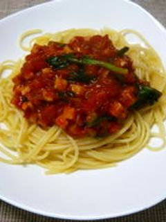 トマト缶で!トマトとほうれん草のパスタ-レシピのメイン写真