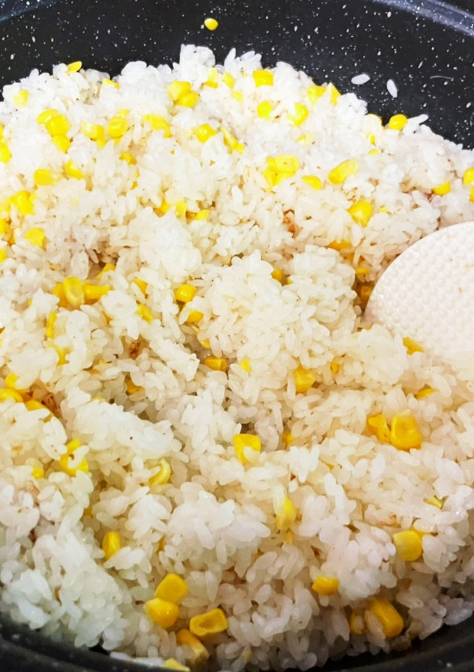 意外と簡単！鍋炊きとうもろこしご飯-レシピのメイン写真
