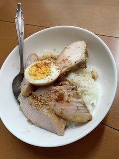 ゼスプリキウイでやわらか!豚角煮丼-レシピのメイン写真