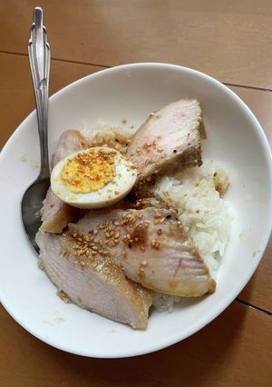 ゼスプリキウイでやわらか！豚角煮丼-レシピのメイン写真