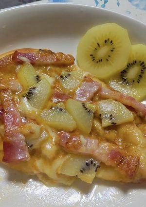 キウイのピザ風カレーなん-レシピのメイン写真