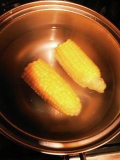 北海道採れたて茹でとうきび♪うまあま-レシピのメイン写真