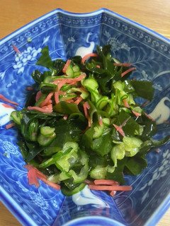 暑い夏に食べたい♪ワカメと胡瓜の酢の物-レシピのメイン写真