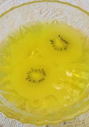 カキ氷シロップで♪キウイ寒天-レシピのメイン写真