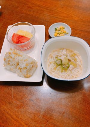 麺つゆ不要白葱豚とオクラのぶっかけ温素麺-レシピのメイン写真