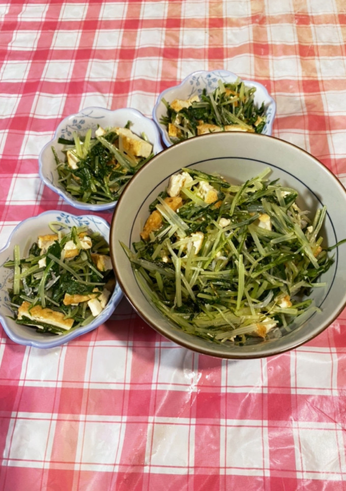 シンプルに、ごま香る水菜と厚揚げの炒り煮-レシピのメイン写真