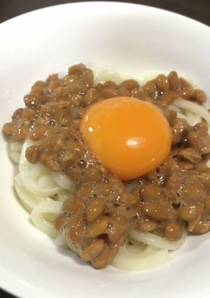 夜食にピッタリ！納豆釜玉うどん-レシピのメイン写真