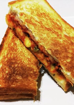 リメイク☆ピーマンの肉詰めホットサンド-レシピのメイン写真
