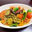 彩り綺麗 牛コマと夏野菜のカレー炒め
