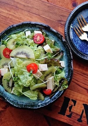キウイとチーズのサラダ★和風ドレッシング-レシピのメイン写真