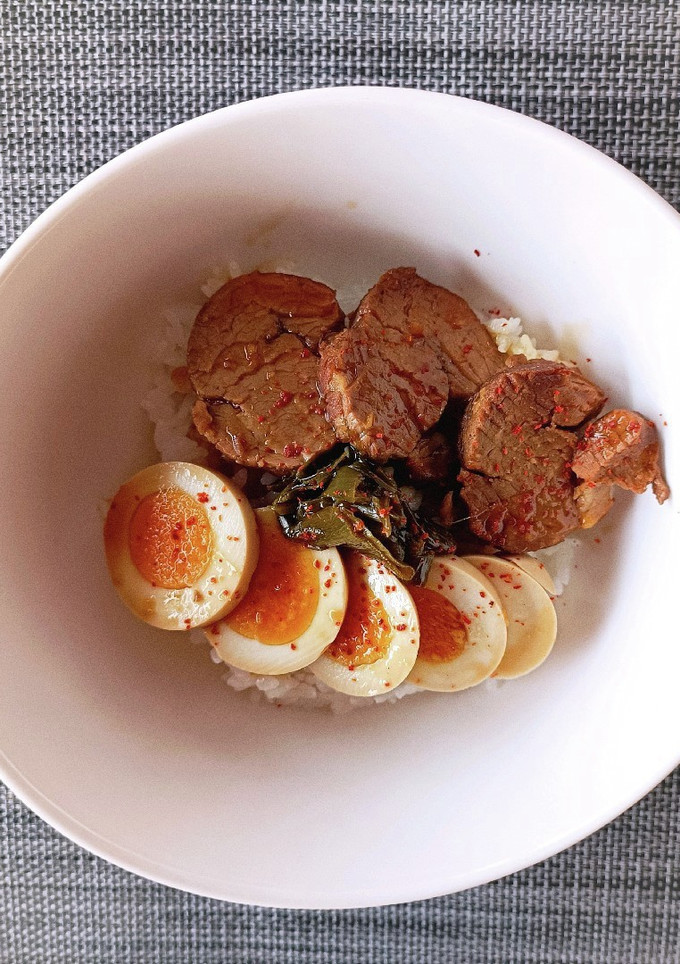 煮豚の汁を再利用☆玉子&豚丼-レシピのメイン写真