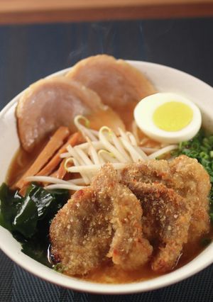 高知県のご当地グルメ！味噌カツラーメン♪-レシピのメイン写真