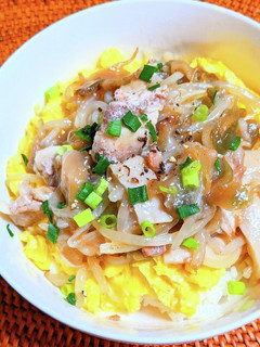 豚肉ザーサイ炒めのせ卵ご飯-レシピのメイン写真