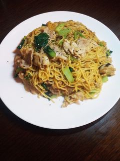 簡単☆豚肉と小松菜のカレー風味焼きそば-レシピのメイン写真