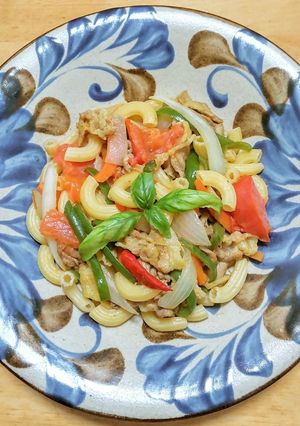 豚こま肉とトマトのカレー炒めパスタ-レシピのメイン写真