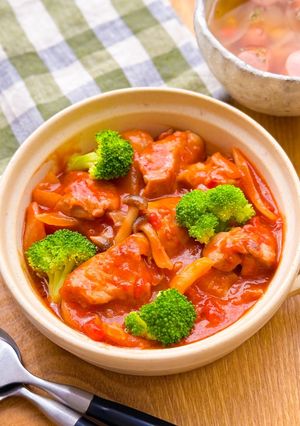鶏肉のトマト煮込み-レシピのメイン写真