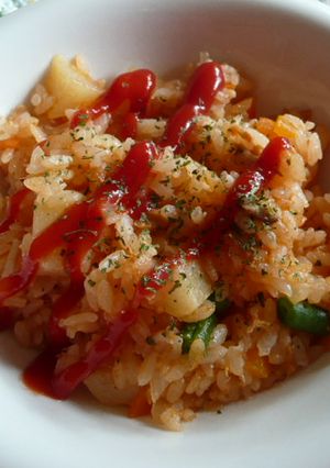 炊飯器で炊くだけ、ケチャップライス-レシピのメイン写真