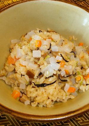 糖質オフ・じゅーしー（沖縄風炊込みご飯）-レシピのメイン写真