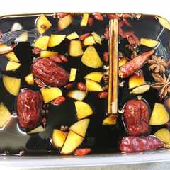 A picture of 薬膳醤油を直伝！美肌、冷え性、血行促進.