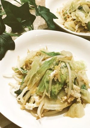 5分で完成！もやしとレタスの炒め物-レシピのメイン写真