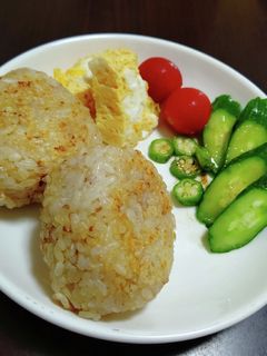 今日の朝ごはん 焼きおにぎり-レシピのメイン写真