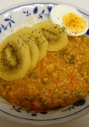 キウイde簡単肉じゃがアレンジカレー♪-レシピのメイン写真