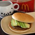 持ち帰りバーガーでアボカドバーガー