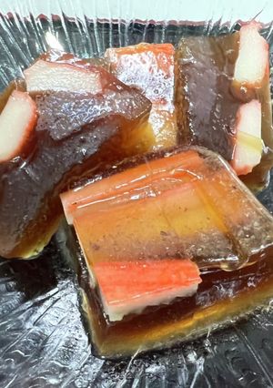 鯛あらを炊いた煮汁とカニカマで作る煮凝り-レシピのメイン写真