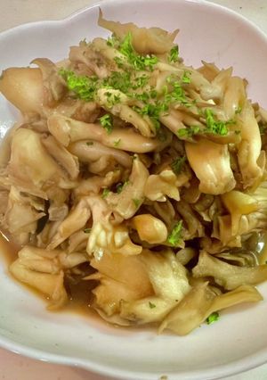 お出汁薫るたっぷり舞茸のバター炒め-レシピのメイン写真