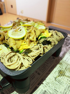 ホットプレート☆蕎麦と素麺で瓦そば風-レシピのメイン写真