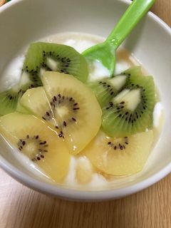 朝ごはんに♪キウイのヨーグルト-レシピのメイン写真