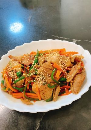 豚肉とピーマンと人参の彩り炒め-レシピのメイン写真