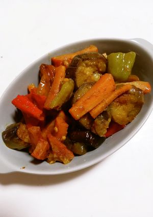 ご飯がすすむ！なすとピーマンのカレー炒め-レシピのメイン写真