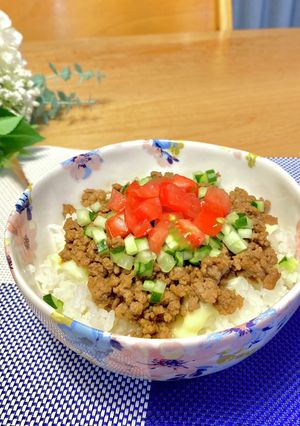 子どもが喜ぶ♡ 我が家のひき肉丼-レシピのメイン写真