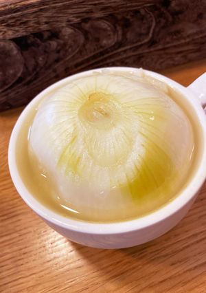 丸ごと玉ねぎスープ-レシピのメイン写真