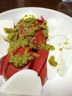 完熟トマトとモッツァレラチーズサラダ-レシピのメイン写真