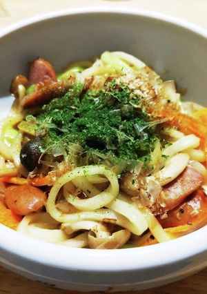 子ども向けバターしょうゆ焼きうどん-レシピのメイン写真