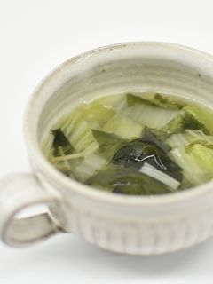 白菜とわかめのスープ-レシピのメイン写真