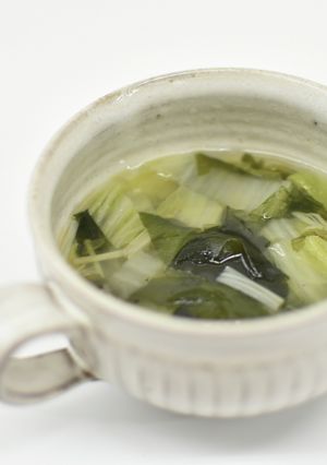 白菜とわかめのスープ-レシピのメイン写真