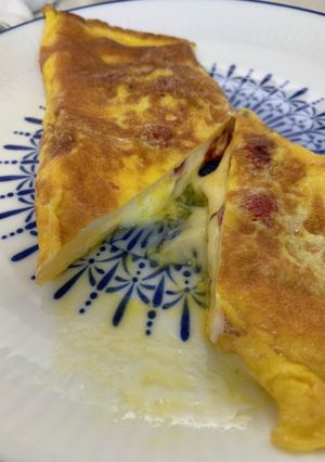 ミニトマトのチーズオムレツ-レシピのメイン写真