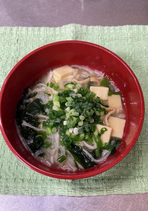 干し大根と高野豆腐のお味噌汁-レシピのメイン写真