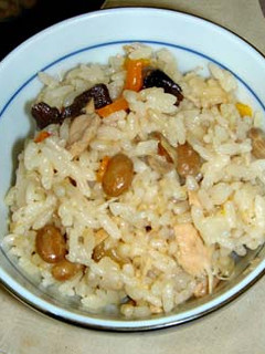 福豆とツナ缶の簡単♪炊きこみご飯-レシピのメイン写真