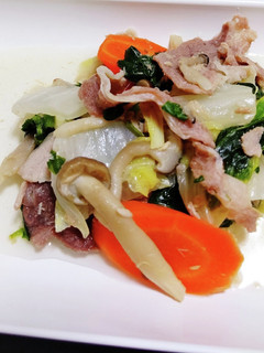 ツナ缶、豚肉、野菜の煮物-レシピのメイン写真