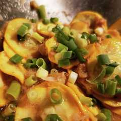 รูปของ ズッキーニ/ツナ/ごま油/焼肉のあて