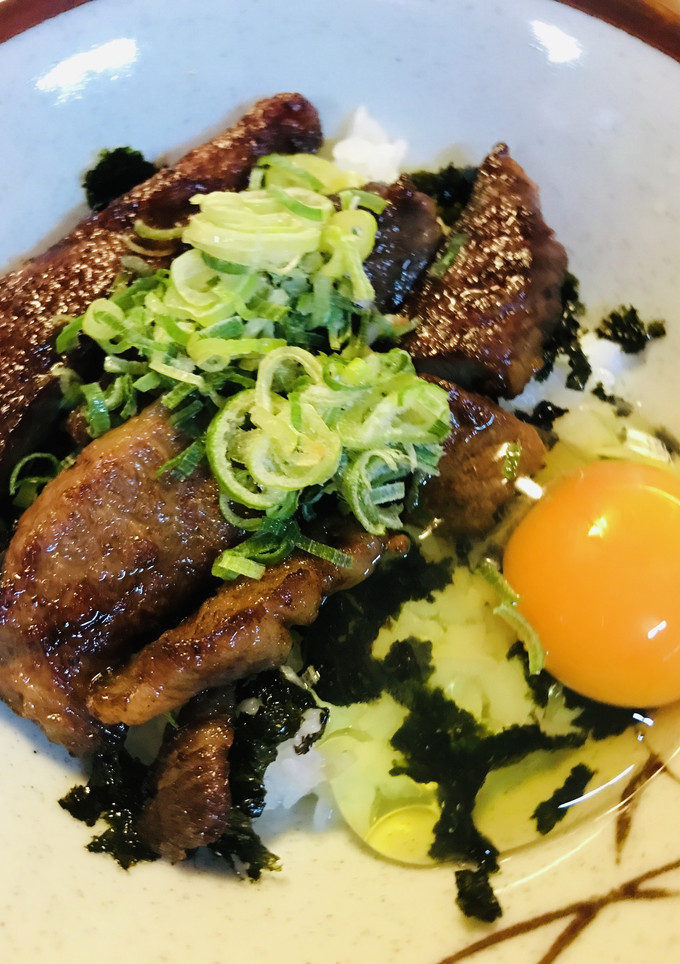 牛はらみ肉のステーキ丼●あまたれレシピ付-レシピのメイン写真