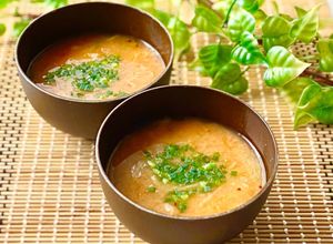 お湯を注ぐだけ☆簡単キムチ味噌汁-レシピのメイン写真
