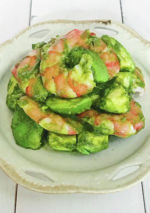 えびとアボカドのグリーンシーザーサラダ-レシピのメイン写真