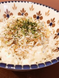 我が家の丼★素朴しらす丼-レシピのメイン写真