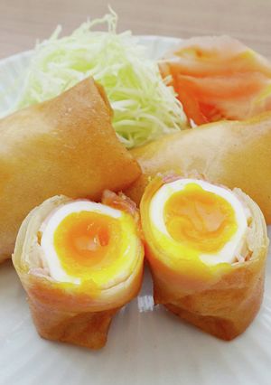 半熟卵とベーコンの春巻-レシピのメイン写真